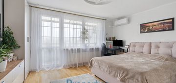 3 pok. z klimatyzacją, 350m od stacji ursynów