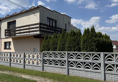 Dom wolnostojący z pompą ciepła i fotowoltaiką
