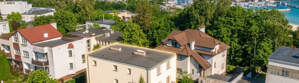 Dwa mieszkania 183 m2 w willi z widokiem na morze!