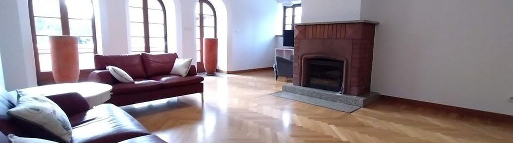 Apartament w luksusowym otoczeniu na zamknietej posesjiz ogrodem i garażem przy parku szczytnickim