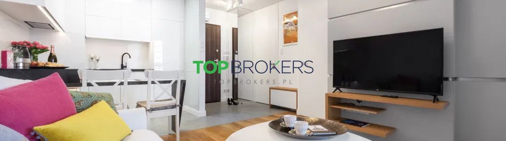 Salon z aneksem i sypialnia, garaż