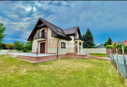 Na sprzedaż dom wolnostojący/4pok/2021