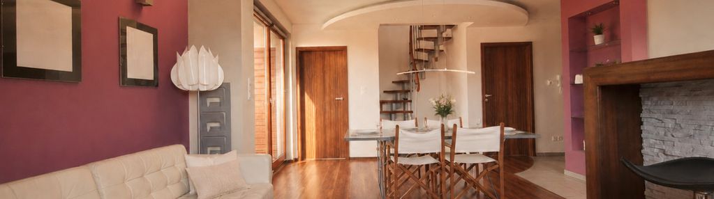 Mieszkanie dwupoziomowe z antresolą | balkon