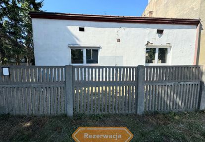 Dom bliźniak, stradom