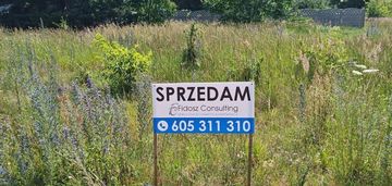 Działka budowlana w drawnie 697 m2.