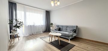 Jasne mieszkanie z widokiem i pełnym wyposażeniem