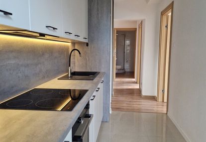 3 pokojowe mieszkanie cegielniana