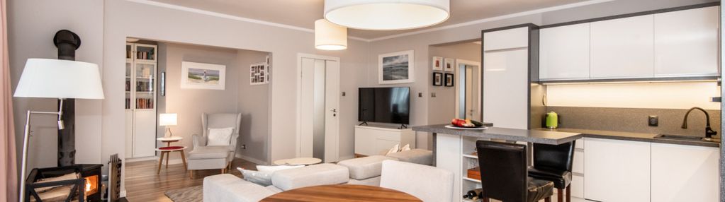 Gotowe do wejścia, z ogródkiem, tarasem, kominkiem