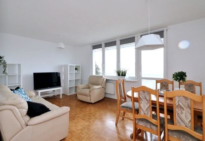 3 pokoje z balkonem ul. mojowa + miejsce postojowe