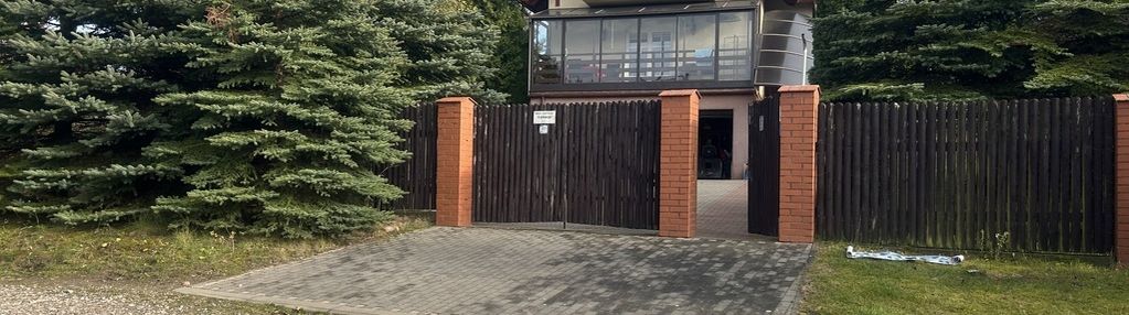 Dom z linią brzegową jeziora gawlik wielki