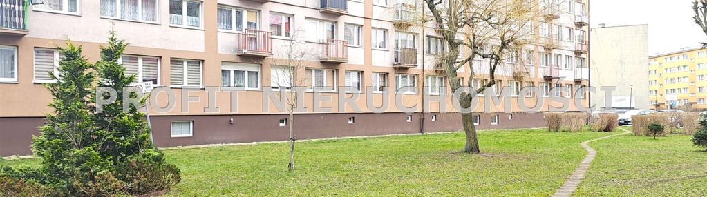 Słoneczne, środkowe mieszkanie z balkonem