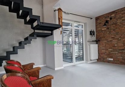 Komfortowe cztery pokoje na dwóch poziomach, taras