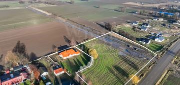 Duża działka budowlana o potencjale inwestycyjnym