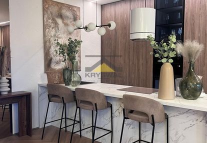 Apartament 93,5 m² z ogródkiem i 2 miejscami post.