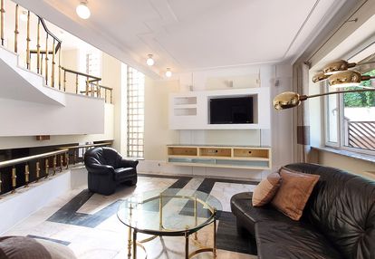 Julianów - do wynajęcia dom 300 m2 dwa garaże