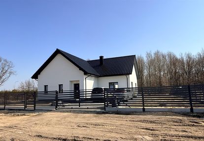 Nowy dom parterowy w konikowie.
