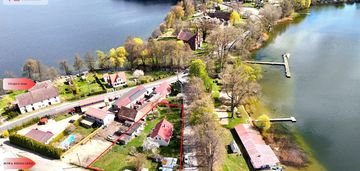 Siedlisko z widokiem na jezioro