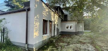 Dom 4-rodzinny z działką 479 m² – cisownica