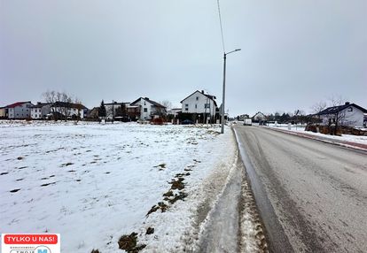 Budowlana, wymiarowa działka w pierzchnicy