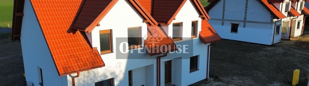 Nowoczesny dom w zabudowie bliźniaczej z rynku pie