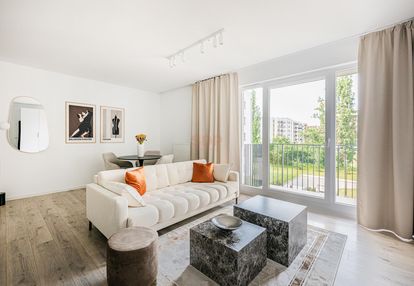 2 pokoje na kępie mieszczńskiej z widokiem na park