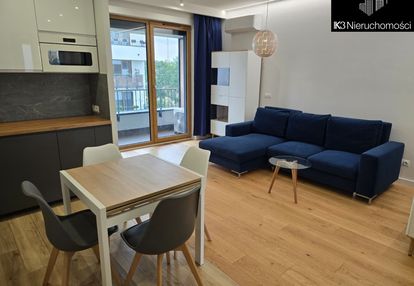 Metro 800m | wysoki standard | klima | 2 balkony