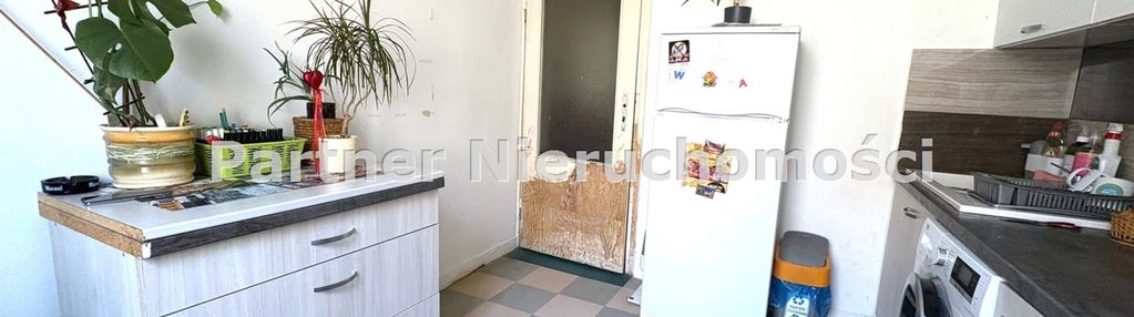 2 pokoje, 1 piętro, blok z cegły, centrum torunia