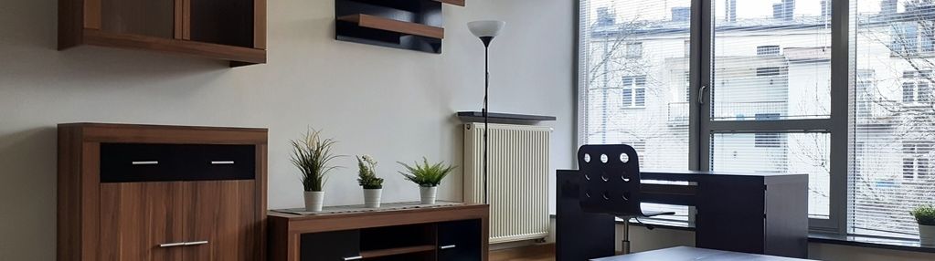 Kawalerka przy ul.karmelickiej 47m2, stare miasto.