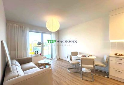 Nowoczesne 2 pokoje, garaż