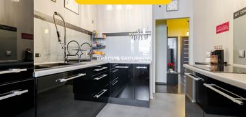 Mieszkanie z balkonem i miejscem postojowym