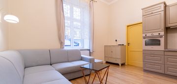 [eng] *kazimierz* ciche, 3 pokoje, 70 m2