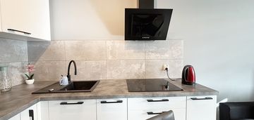 Mieszkanie 2 pokoje - garaż