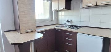 Kawalerka z widokiem na panoramę miasta