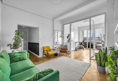 Ostatnie piętro / balkon / winda