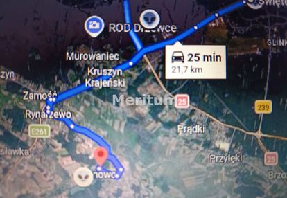 Annowo w pobliżu jeziora.