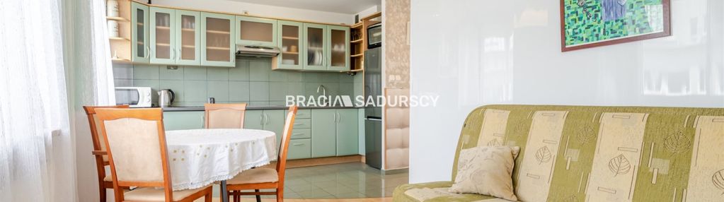 M 50m2 / 3 pokoje / balkon / garaż / zielono