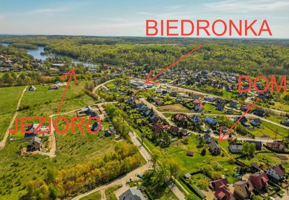 Dom wolnostojący blisko lasu jeziora i sklepów