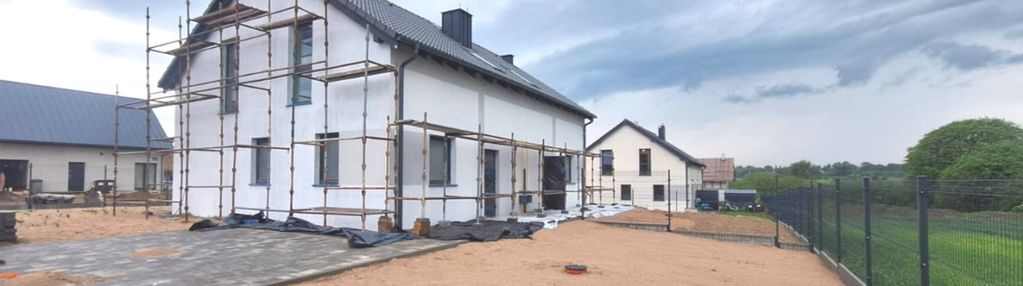 Piękny dom bliźniak 5 pokoi z dużym ogrodem