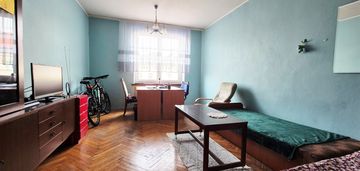 Rozkladowe mieszkanie obok arkad wrocławskich