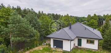 Wolnostojący / blisko narwi i zalewu /cisza