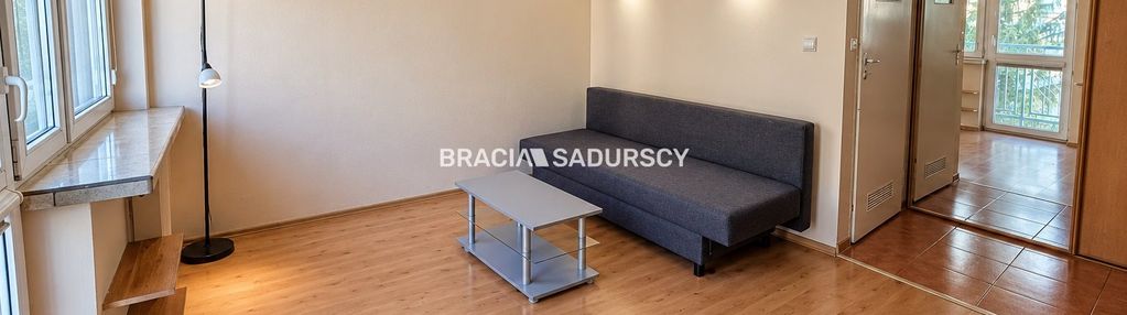 Kawalerka z balkonem na prądniku białym
