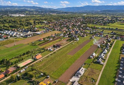 Działka budowlana pod zad. jednorodzinną -21,54 ar