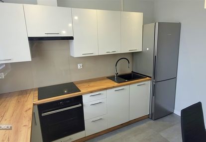 Zaciszna/2 oddzielne pok/balkon/garaż/ od sierpnia