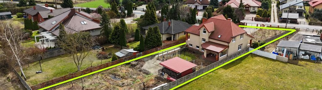 153m2, 6 pokoi, 2 tarasy, 2 garaże, 1400m2 działka