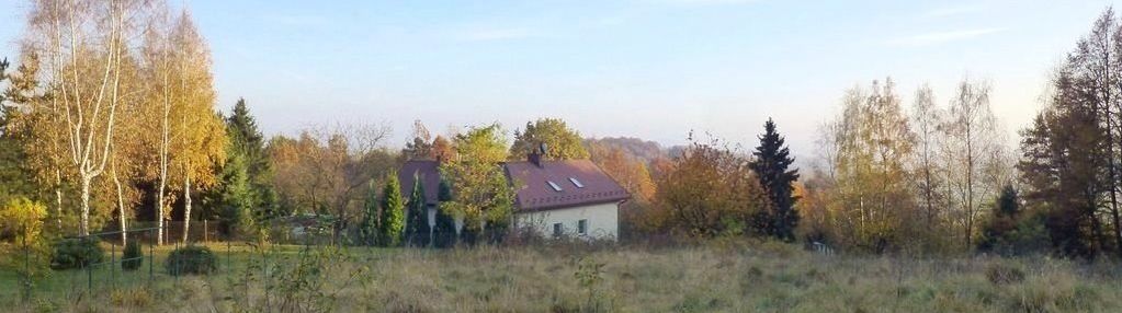 Widokowa, atrakcyjna, duża działka przy lesie.