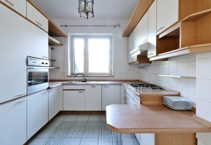 Segment 398m2- netto zacisze- 3 miejsca postojowe