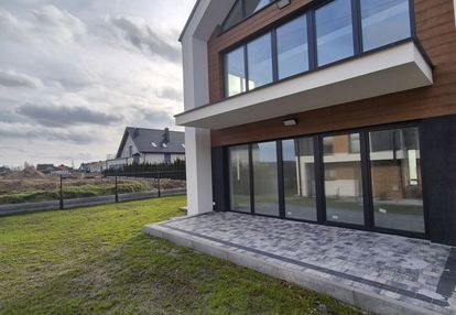 Mechelinki nowy dom - wysoki standard wykończenia