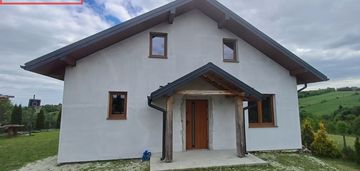 Dwa domy (130m2 i 36m2) na działce 18a w mogilnie