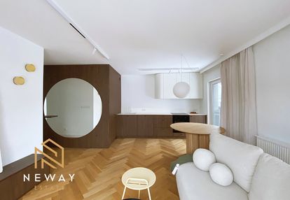 Stylowe, 2 pokojowe z dużym balkonem