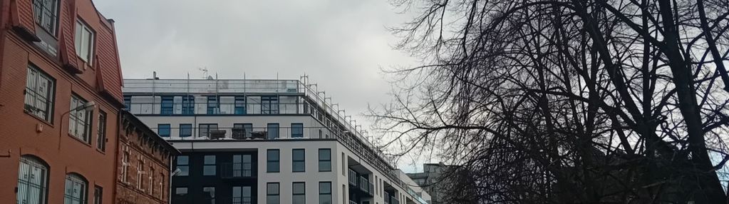 U bram śródmieścia gdańska, dobra komunikacja